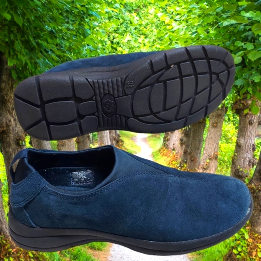 New Women's Route 66 Brand Navy Blue Earth Shoes - Size 9 1/2. 👞